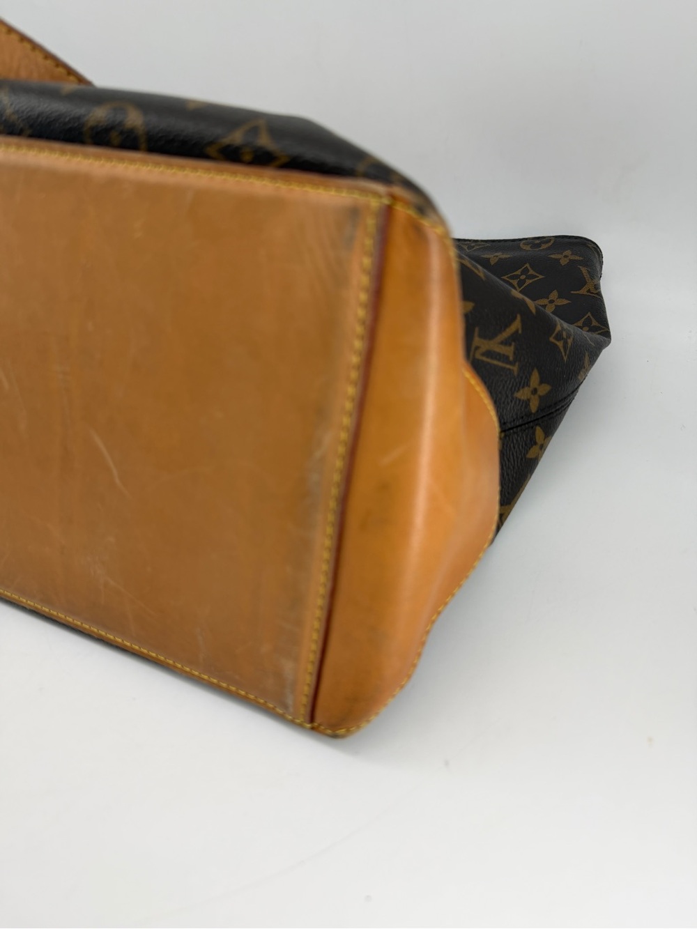 Louis Vuitton Monogram Cabas Mezzo Tote - Picture 6 of 12